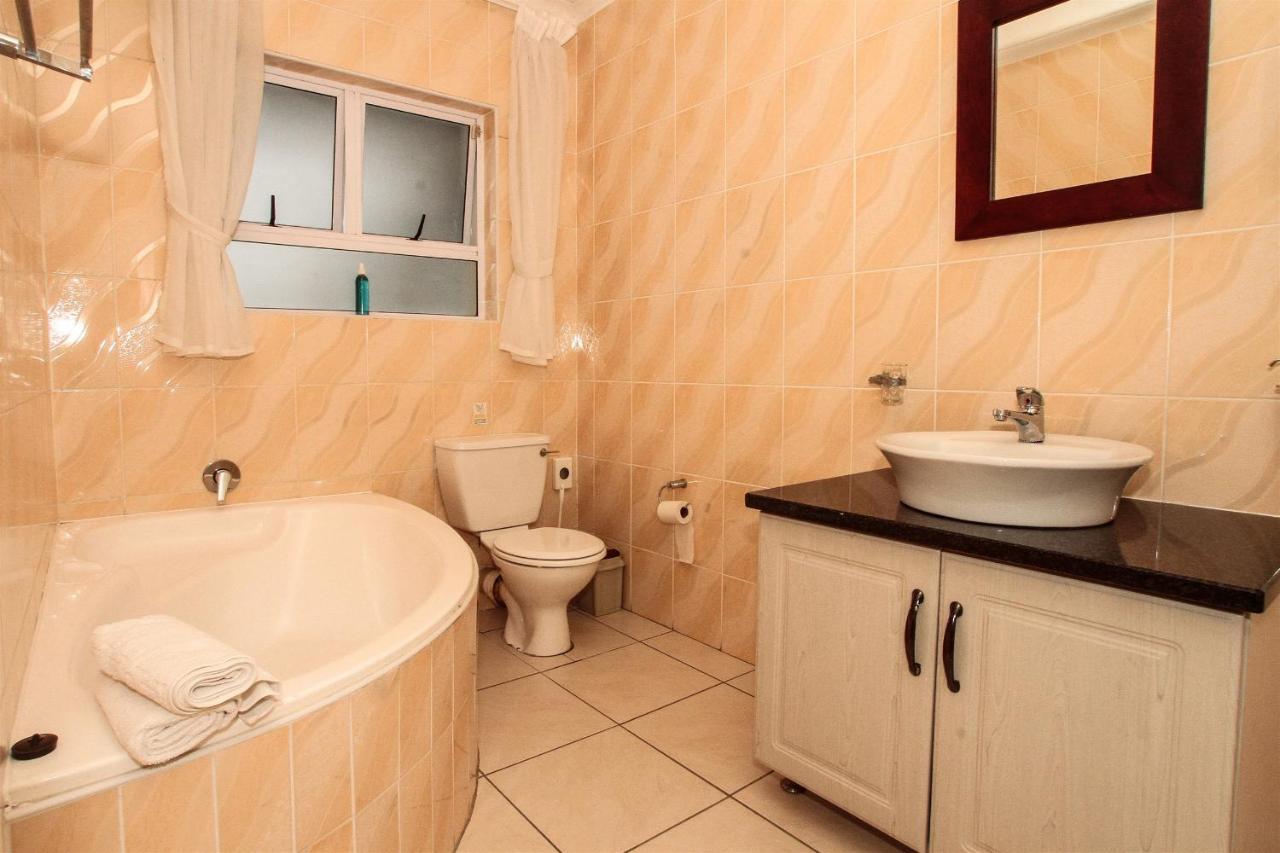 Addis Bed And Breakfast Ντούρμπαν Εξωτερικό φωτογραφία